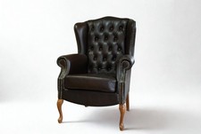 Fauteuil à oreilles Chesterfield de luxe - cuir véritable, fait à la main